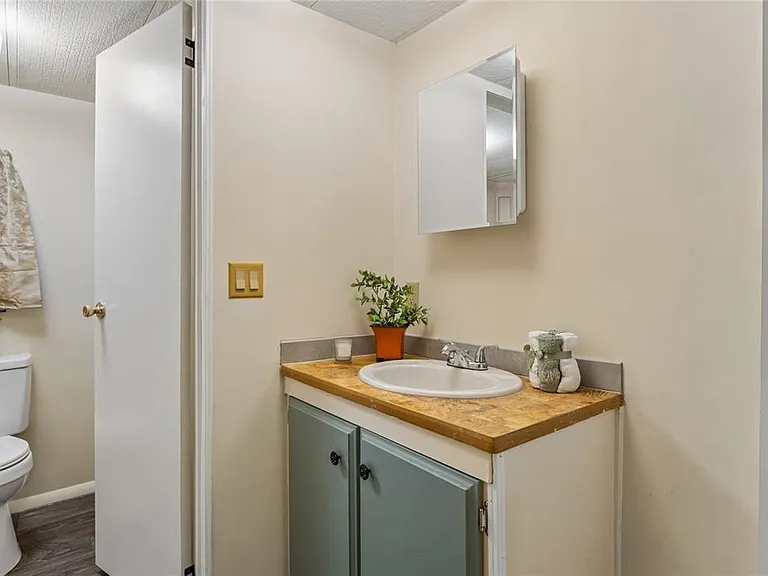 6601 Sutherland Ave — Photo 22