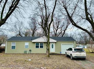 113 S County Line Rd, Windsor, MO 65360