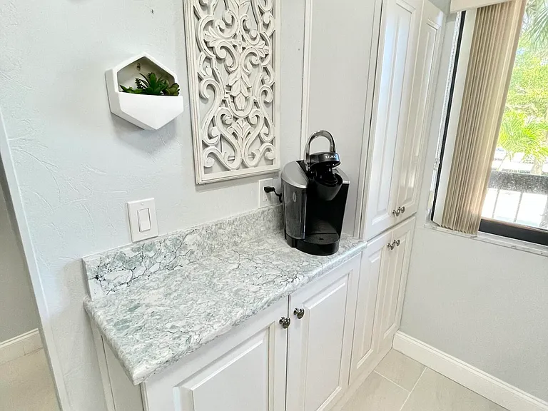 901 Seafarer Cir #202 — Photo 8