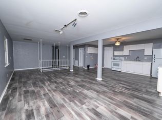 5532 Douglas Rd, Toledo, OH 43613