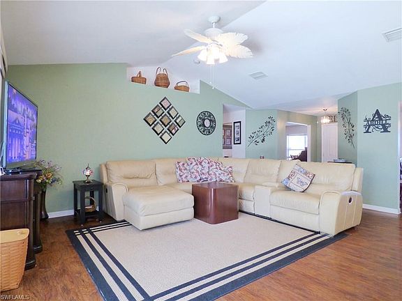 5th image of 2124 NE 33rd Ter