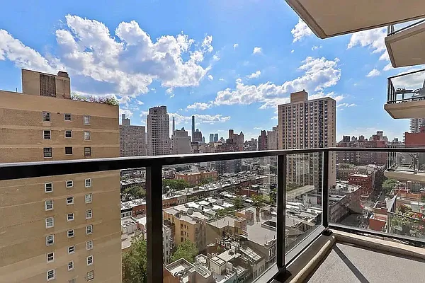 Rented by Cooper & Cooper Real Estate | media 1