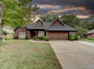 2034 W 4th Pl S, Claremore, OK 74017