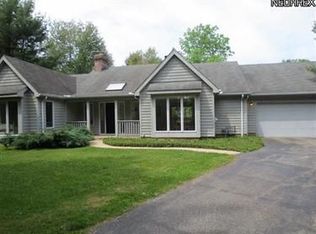 14150 Country River Ln, Newbury, OH 44065