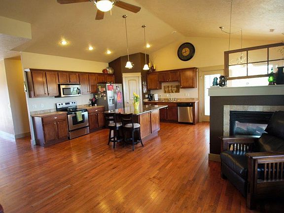 5th image of 4541 S Seabiscuit Ave
