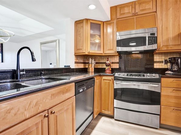 270 Captains Walk APT 310