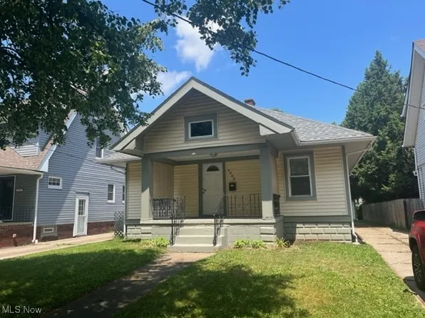 4900 Vandalia Ave, Cleveland, OH 44144