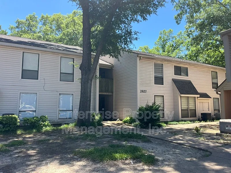 2 bed, 2.0 bath, 960 sqft, $950 — Photo 2