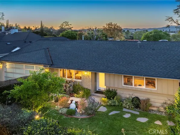 13775 Valley Vista Blvd, Sherman Oaks, CA 91423