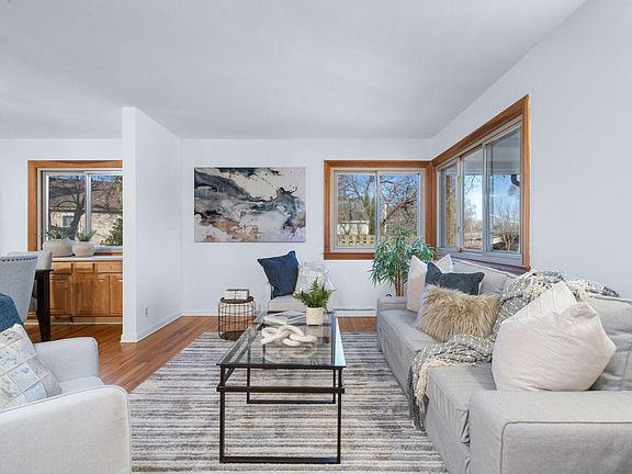 4th image of 2317 N Circle Dr