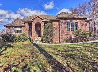 20 Locust Ln, Dillsburg, PA 17019