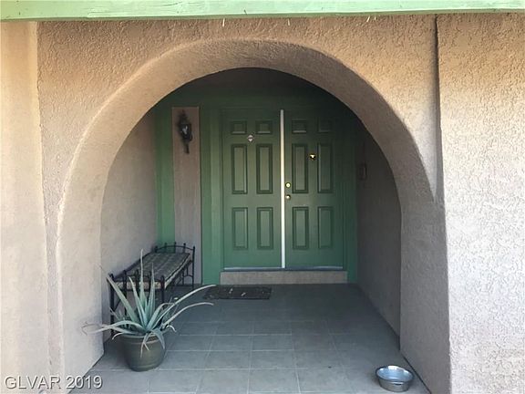 3rd image of 3922 Boca Chica Ave