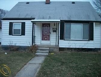 1st image of 725 S Marias Ave