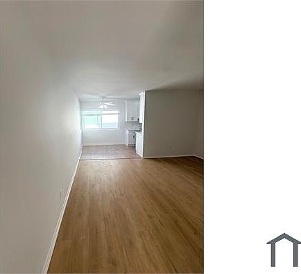 3rd image of 12536 Pacific Ave #9