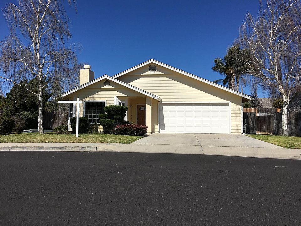 1st image of 931 Rainbow Dr