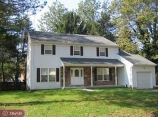 8600 Brierdale Rd, Philadelphia, PA 19128