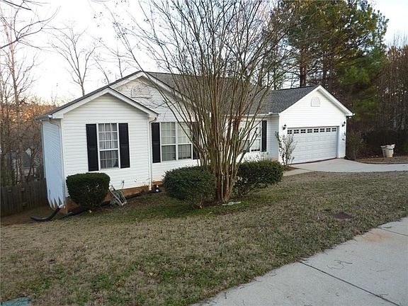 2nd image of 587 Shoal Cir