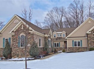 8251 Morley Rd, Mentor, OH 44060