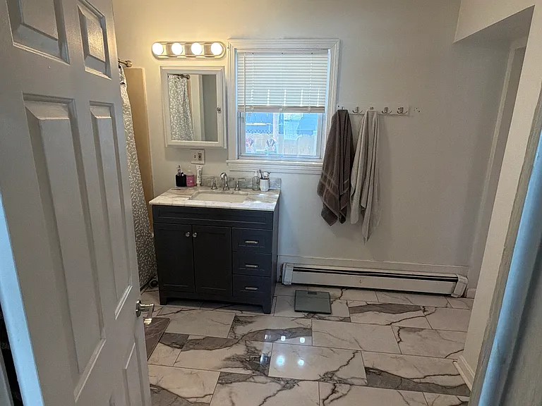 14 Mount Auburn St #12 — Photo 6