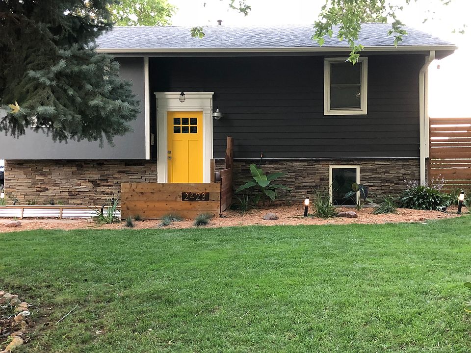 1st image of 2423 S 123rd St