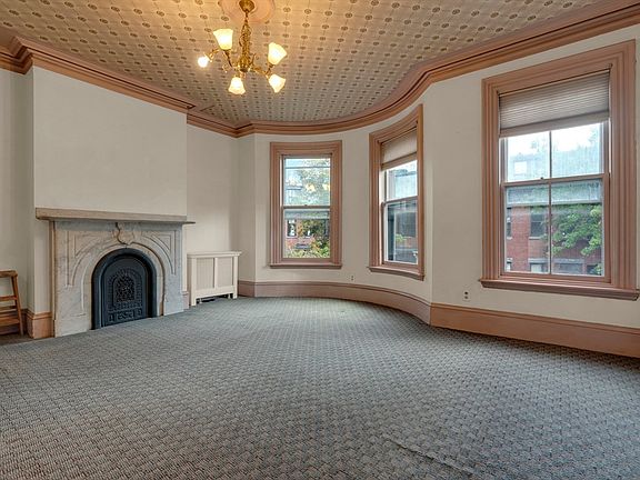 2nd image of 134 W Newton St #3