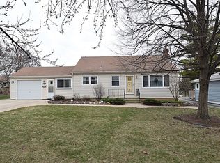 621 S Addison Ave, Villa Park, IL