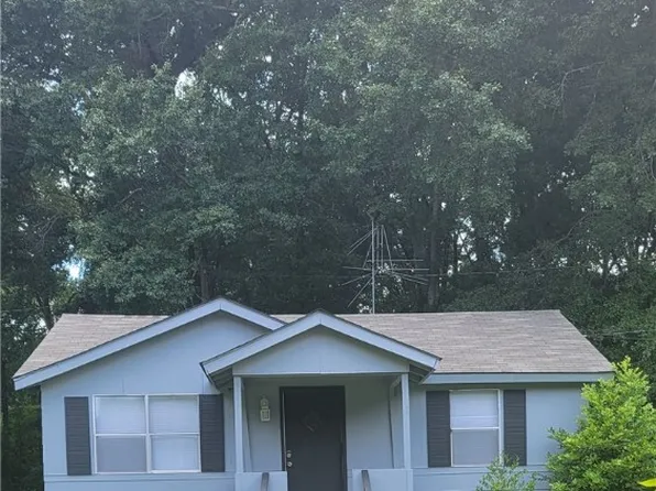 601 Thomas St, Tuskegee, AL 36083
