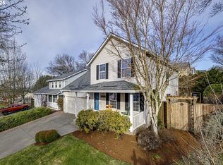 1025 E Hilltop Dr, Newberg, OR 97132