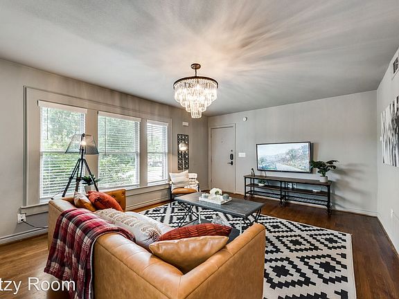 4th image of 5303 E Side Ave #10152479