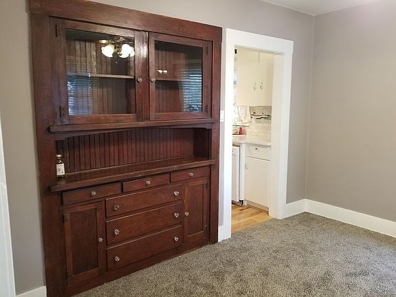3rd image of 530A N Encina St