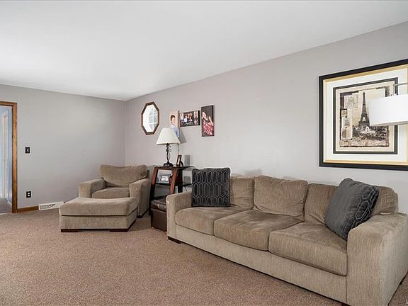 4th image of 149 Baywood Dr