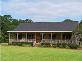 175 Candace Dr, Ridgeville, SC 29472