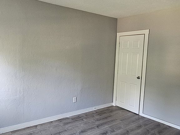 5th image of 6 Gates St APT 2L
