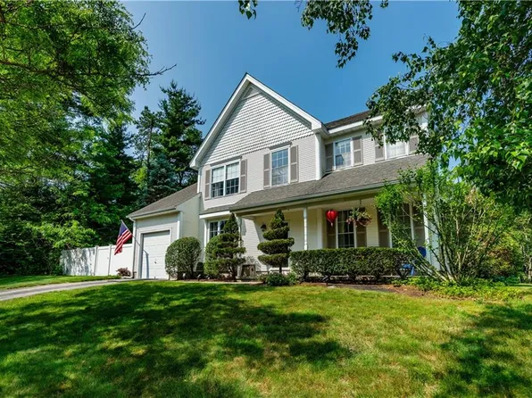 50 S Pond Dr, Coventry, RI 02816