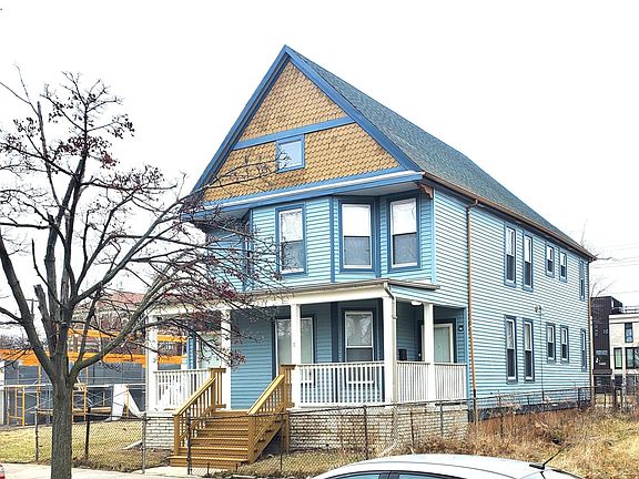 2nd image of 1432 Sheridan St Unit 1