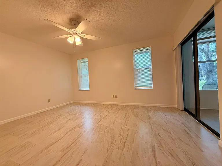 6531 SE Federal Hwy #G107 — Photo 18
