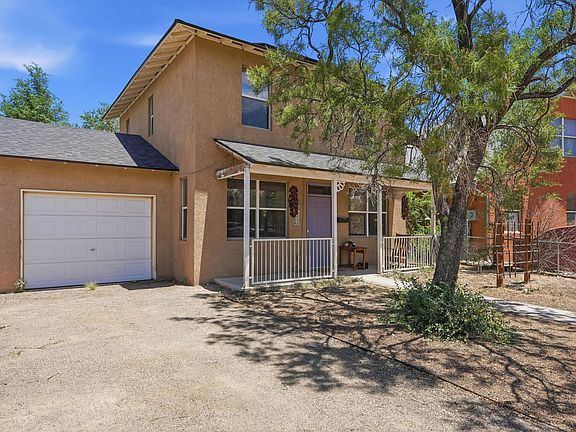 3rd image of 423 Placido Martinez Ct NE