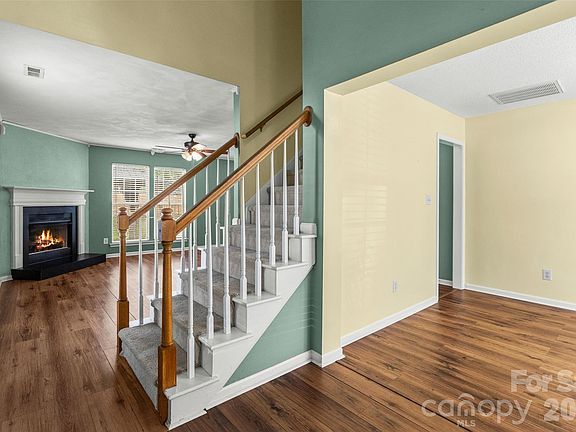4th image of 3047 Wyntree Ct