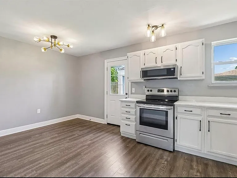 1536 Redwood Dr — Photo 4
