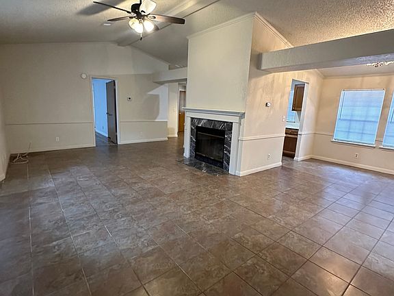 4th image of 2705 Cypress Ln