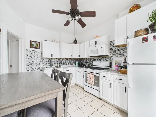 61 65th Street image 8 of 17