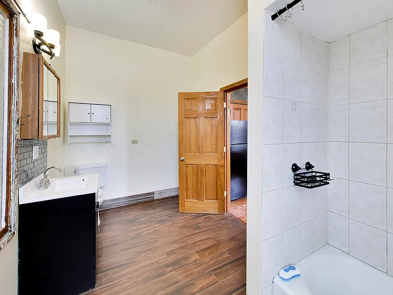 2338 S Blue Island Ave #2F — Photo 17