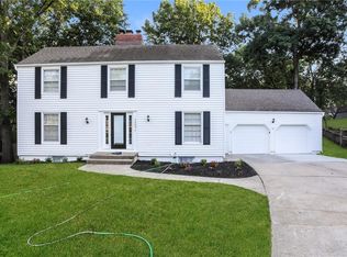 1403 SW 24th St, Blue Springs, MO 64015