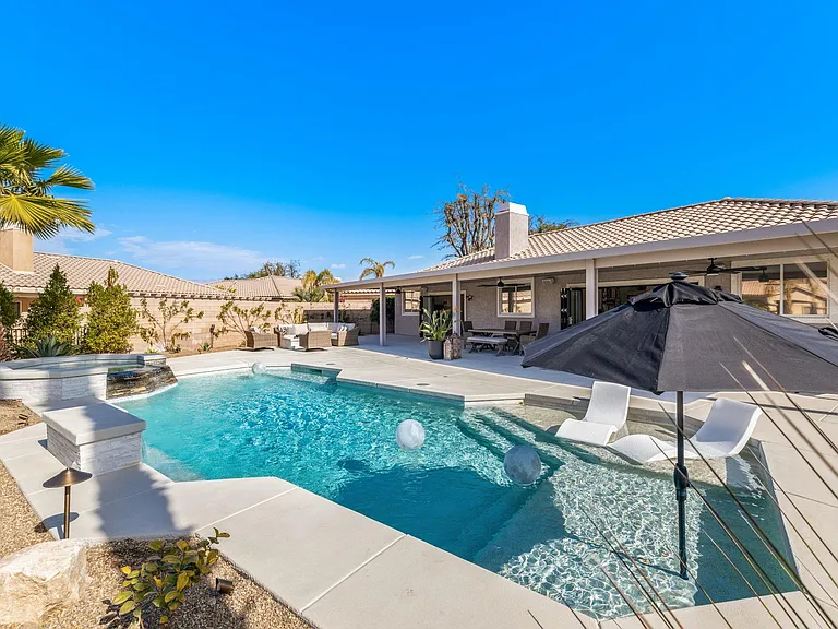 45163 Crystal Springs Dr — Photo 64
