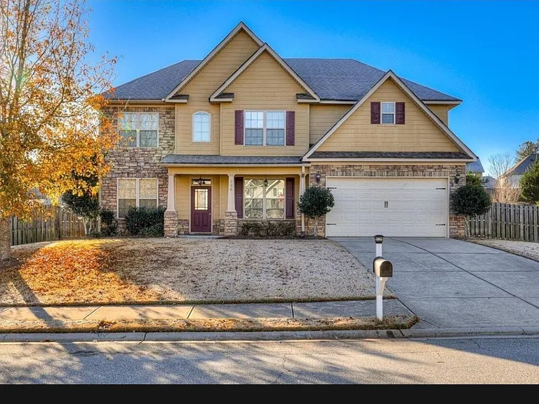 238 Seaton Ave — Photo 1