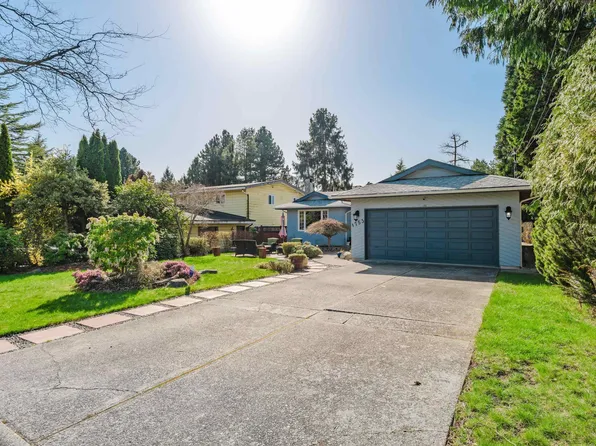 1753 146th St, Surrey, BC V4A 5V4