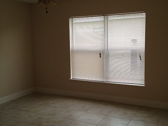 3rd image of 2957 Elbib Dr