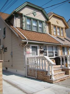 102-33 85th Dr, Richmond Hill, NY, 11418