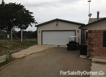 Detached 2 car garage