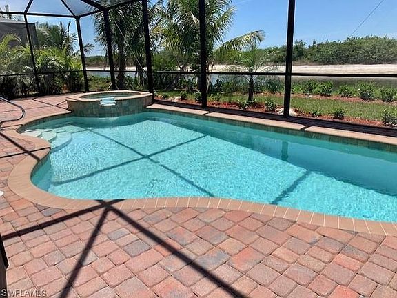 2nd image of 28022 Wicklow Ct
